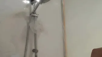 heidiv  Ready to masturbate her terrible cunt