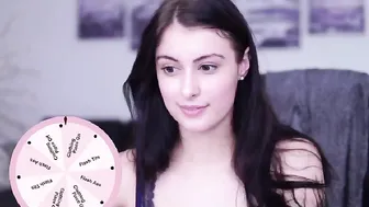 junemoorexxx  tries a sex machine