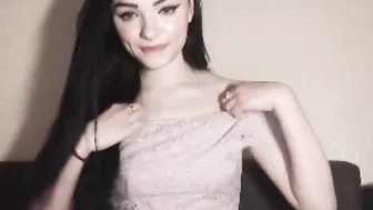 _getting_high  Showed that she had between her stump in fore-part of the camera