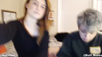 _batie  Fucked her pink pussy with her finger