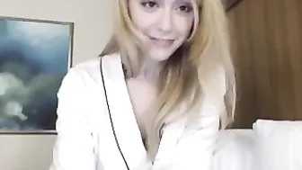 sofiamoore Naughty fat lady is fondling saggy boobs