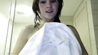 lovelykittie girl from naked chat