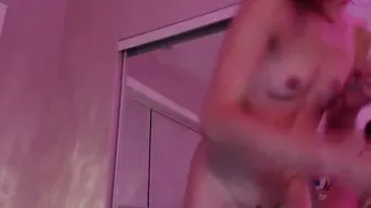 agesxlocation Passionate curvy shows shaved holes