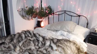 audrey Naughty lady fucks her ass hard