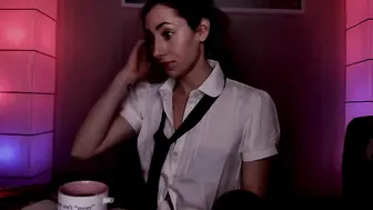 missolive Cute chick having fun with sex toy