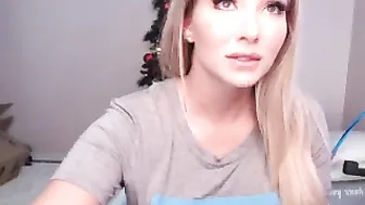 harli_lotts Luxurious slut Fucks Shaved Cunt