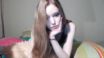 annie_sweetyxx red girl jerks off