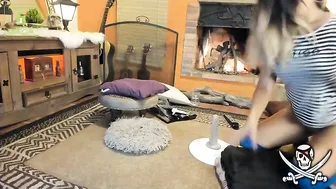 naughty_skull Mature naughty girl dildos