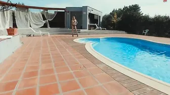 Lucy Cat Incendiary bitch is naughty at the pool