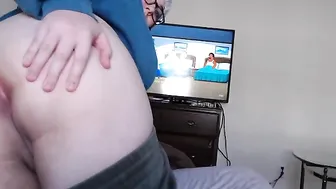 Ivymaedme Masturbates the cap behind the cash register