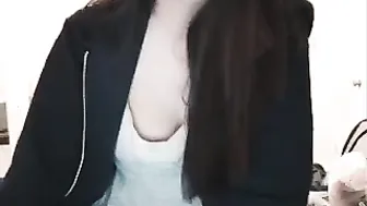 lil_piglet Tender small fucks herself in the pussy