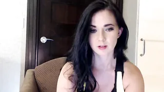 emilyivy bitch jerks off in the office