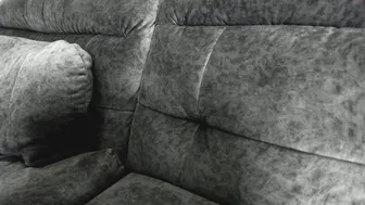 tia__moon_ tender blonde is played with a cap