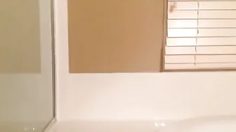 Queen_Kate girls finish with squirt