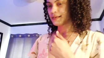 quinnlive bearded dude fucks girlfriend from behind