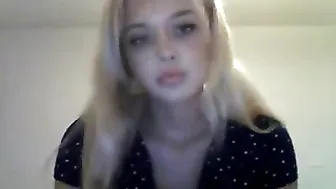 cybersexsof69 big breasted bitch posing in lingerie