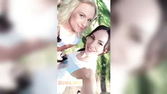 Lilu Moon chick with juicy cap