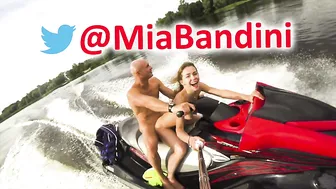 Mia Bandini & Sia Siberia incendiary passion excites its tits