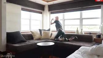 LauraParadise pissing a little leaning on the back of the chair