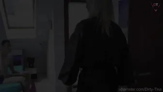 dirty-tina prefers bat instead dildo