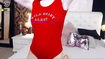 sweetie_pie lustful plump bitch spreads her legs and jerks off her cunt