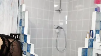 NellieCute hot lady fucks point