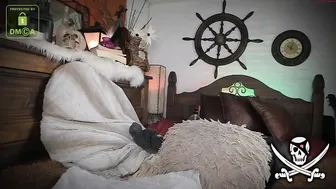 naughty_skull crazy courtesan jumps on sex toy