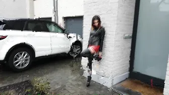 julieskyhigh manyvids cute mare gently masturbates pussy