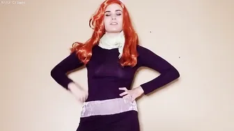 Nina Crowne manyvids fat bitch pulls pussy