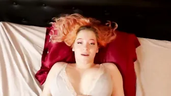 Amadani manyvids sexy chick sucks dildo