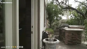 Anna Bell Peaks manyvids the sexy thing gracefully caresses to the camera all its charms