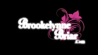 Brookelynne Briars manyvids legs apart pulling pussy