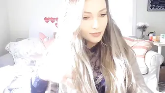 Zeta_bb manyvids lustful brunette girl gets her pussy fucked