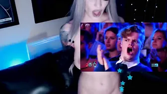 AnnaMolli manyvids dark haired bitch gently pulls pussy