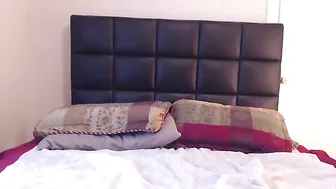 Official FatPussy manyvids ardent mare caresses boobs