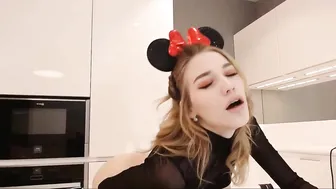 hollashow busty slut kneads nipples