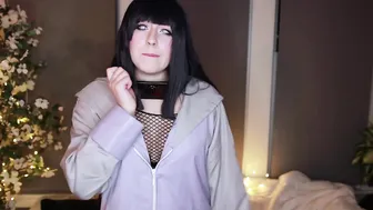 EllieMarie not jerking off without the presence of a girlfriend