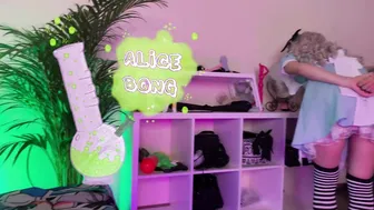 AliceBong manyvids Alice In The Land Of Blowjobs
