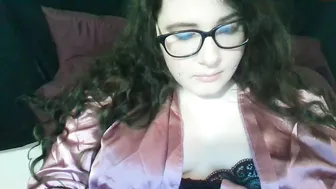 babygirl_nicole nice lady massages vagina