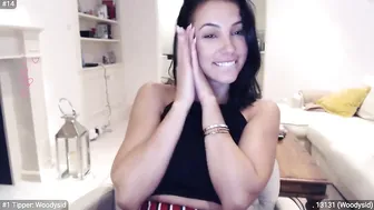 misskreazy harlot posing in pantyhose