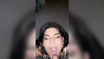 [OnlyFans.com] Phoenix Starr black-haired prank masturbates with a vibrator