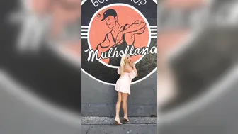 Summer Brielle videos [OnlyFans.com] rubs and fucks her pussy