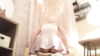 littlemisskitty91 manyvids busty hottie caresses shaved pussy