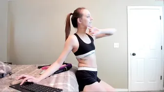 hi_cut_cutie spectacular skin cleaves the vagina with a large dildo