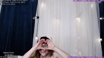 vivid_whit busty young lady posing nude