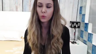 nelliecute 4.10.2019 928_myfreecams