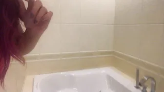 BrattyAlexia busty milf - deliciously jerking her pussy