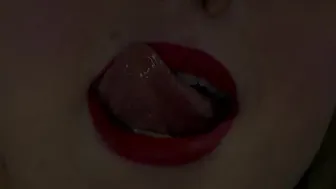 Alexandra Grace _ Close Up Swallow 7