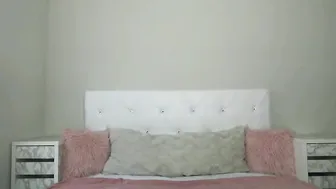 noelleeastonxxx teaching young stepdaughter to eat pu 20p