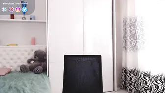 onefel 5.52.020 12 female chaturbate